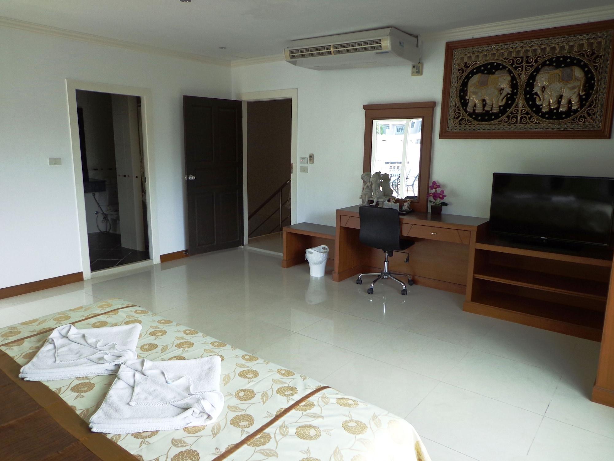 Sukcheewa Residence Phuket Patong Exterior photo