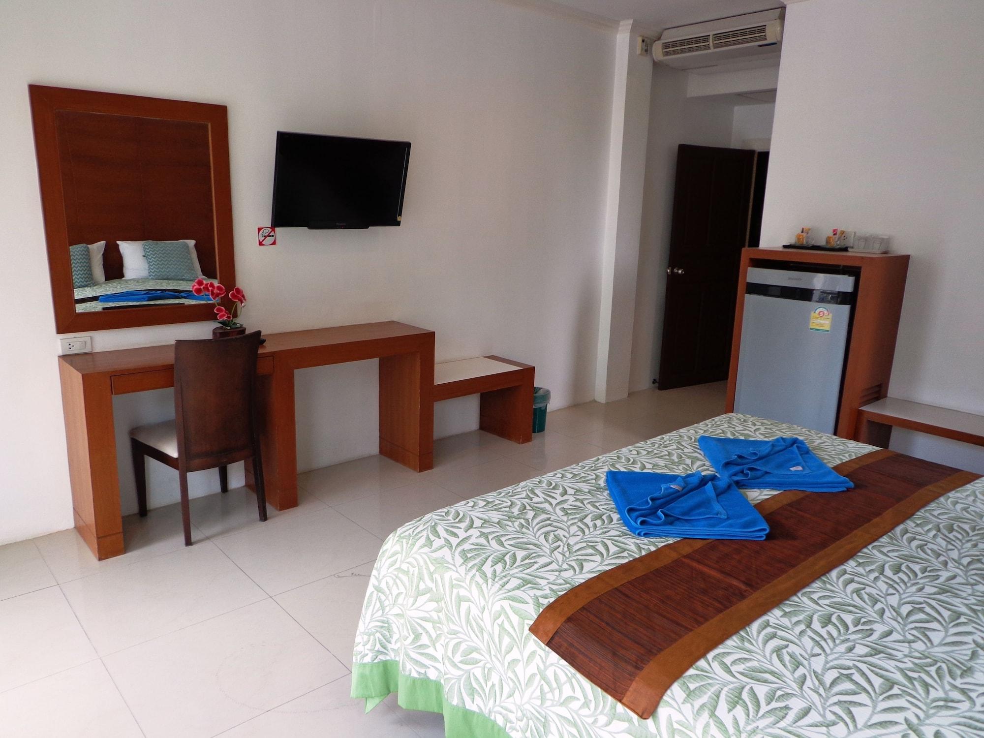 Sukcheewa Residence Phuket Patong Exterior photo