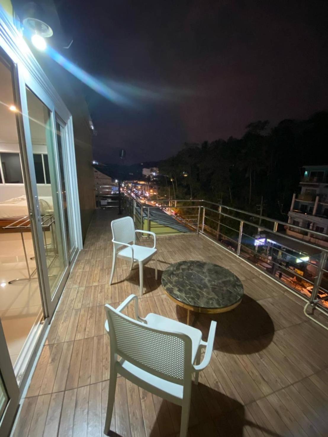 Sukcheewa Residence Phuket Patong Room photo